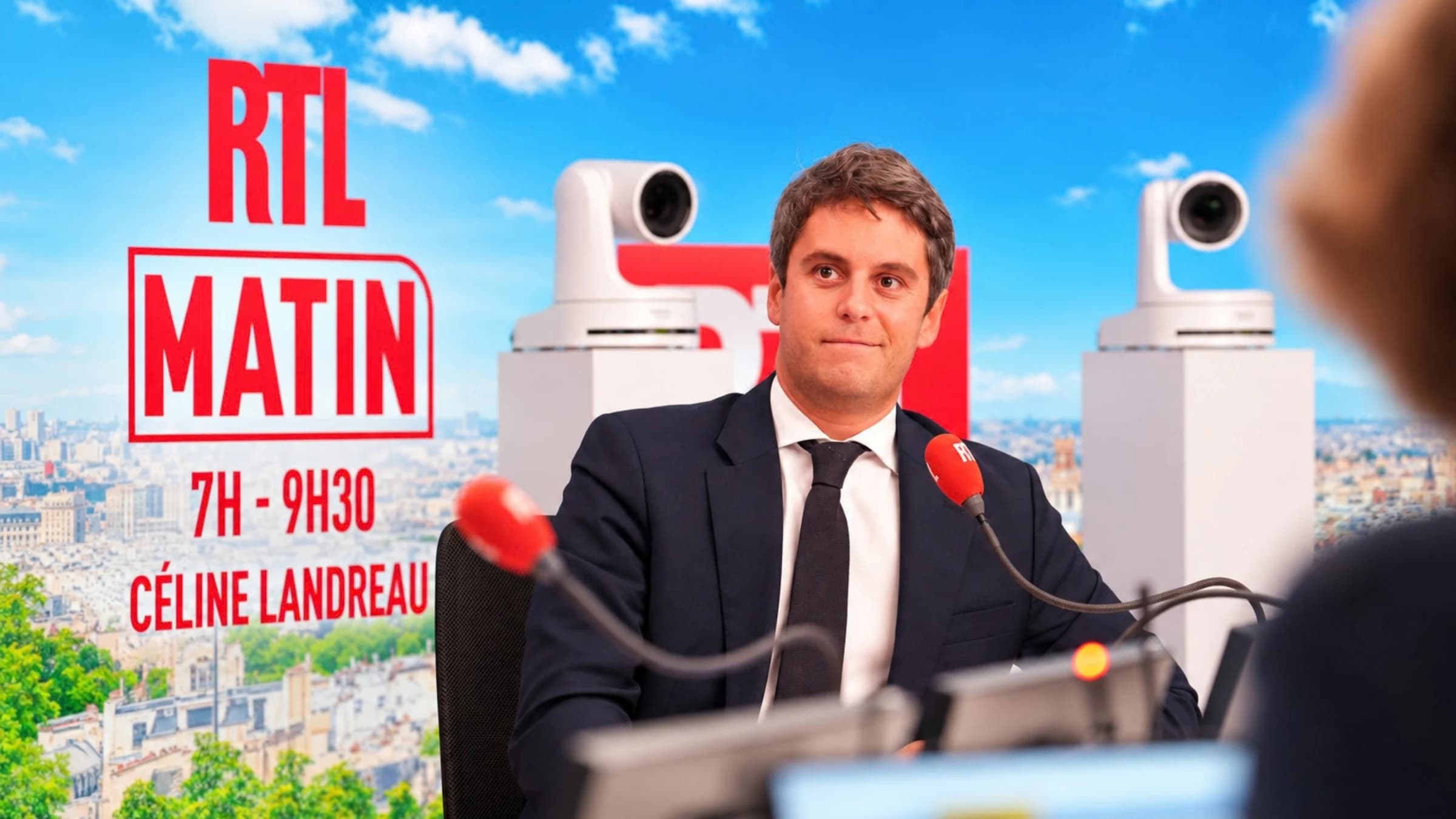 Gabriel Attal au micro de RTL